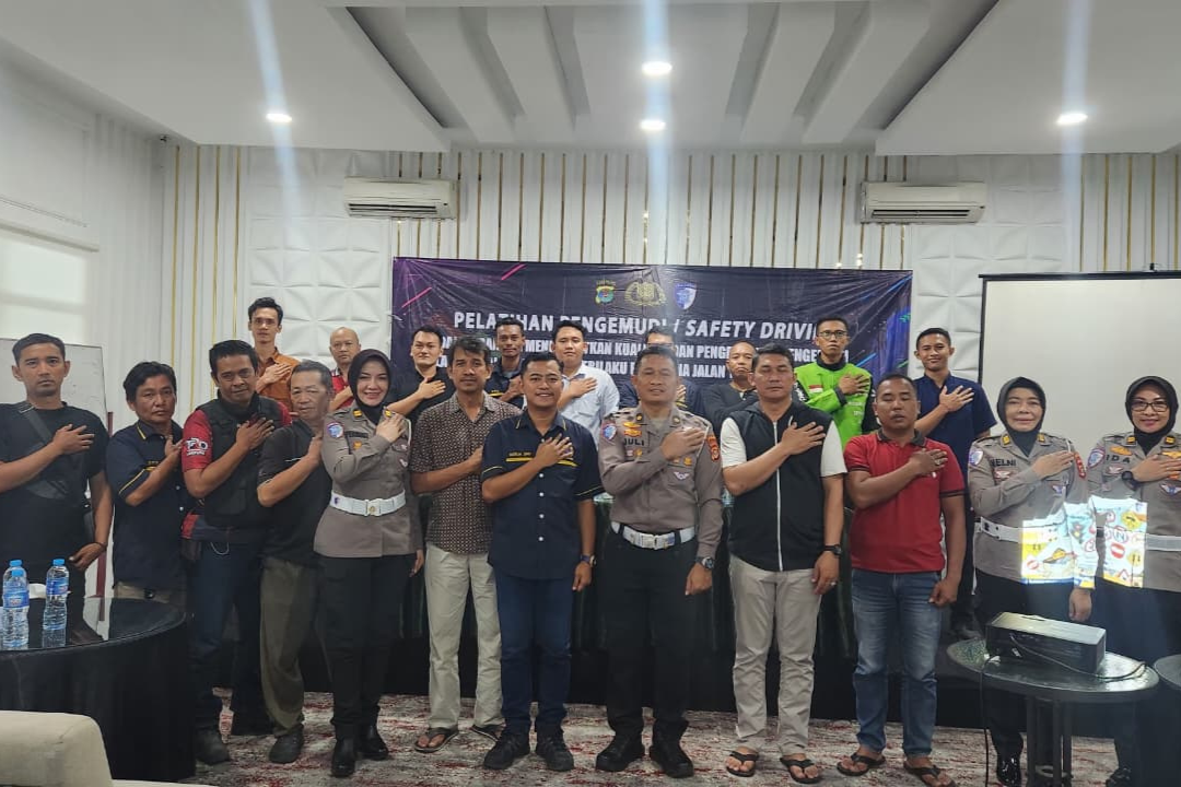 safety driving dpd oraski sb lampung dan polda lampung